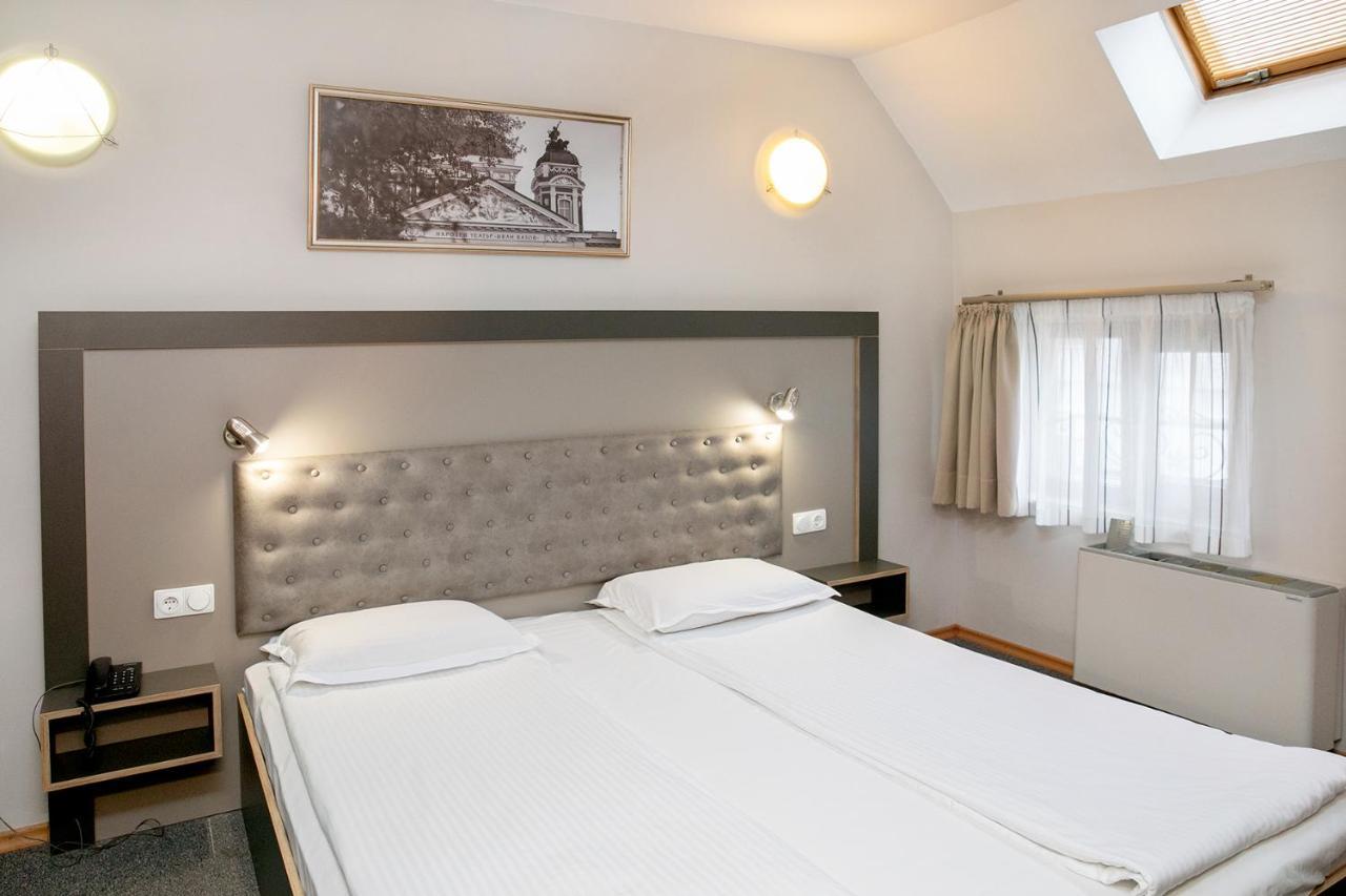 Hotel Niky Sofia Zewnętrze zdjęcie