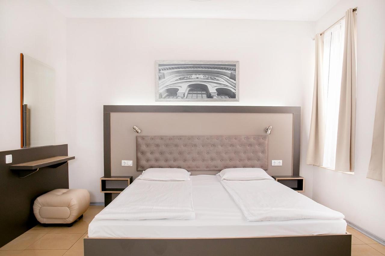 Hotel Niky Sofia Zewnętrze zdjęcie